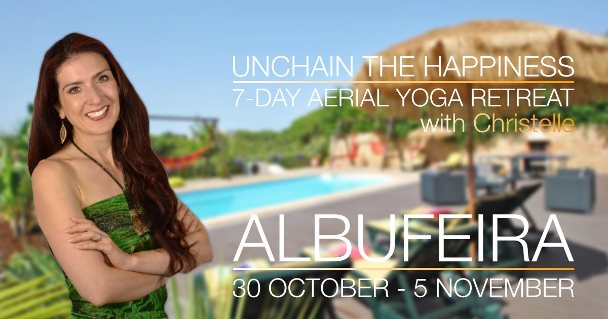 Retiro de yoga aéreo de 7 dias com a Christelle em Albufeira